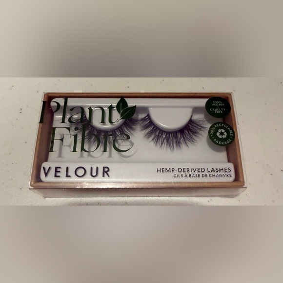 LOT OF 4 EYELASHES - Arden, NYX, Eyelure London, and Plant Fibre - Picture 4 of 6